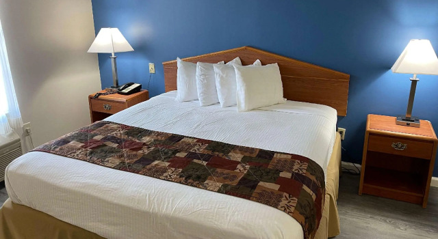 Двухместный номер Standard Baymont by Wyndham Adairsville