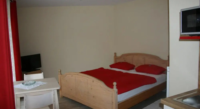 Herberge am Jakobsweg, Prenota Hotel Hotel a Garz con parcheggio, Parcheggio