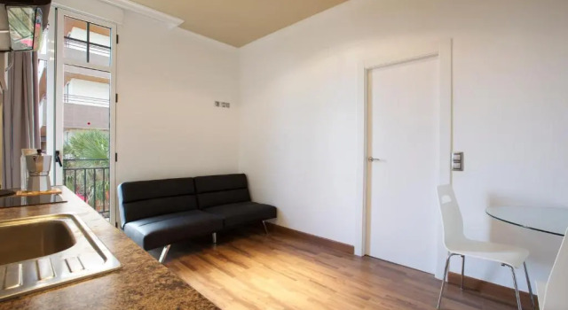 Апартаменты Apartamentos Senabre Palais