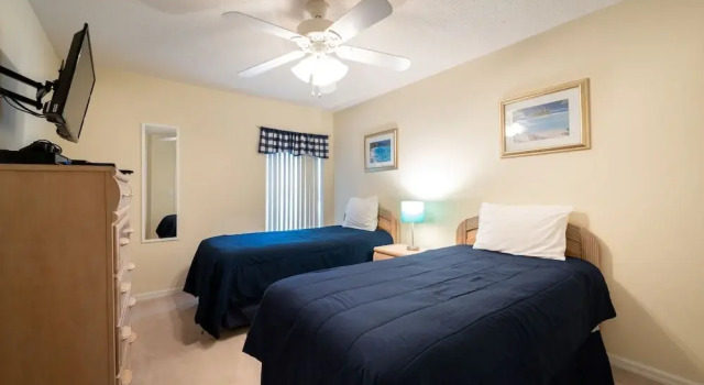 8067WC 4-Bedroom Pool Home near Disney!