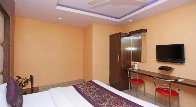 Номер Standard OYO 6096 Hotel Maharani Palace