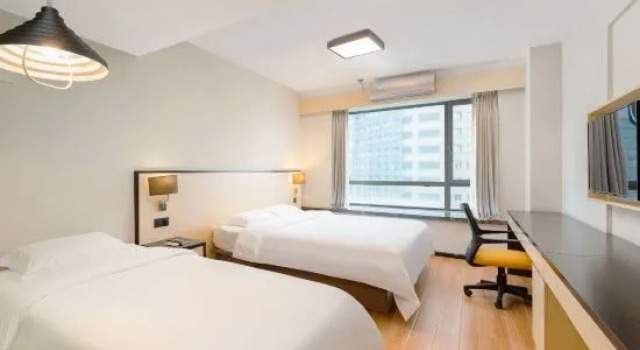Семейный номер Deluxe Rayfont Hotel & Apartment Chengdu