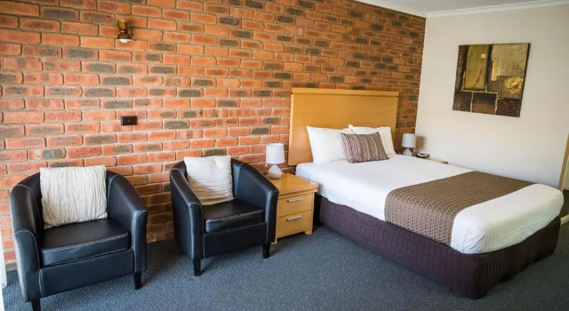 Двухместный номер Deluxe Australian Settlers Motor Inn