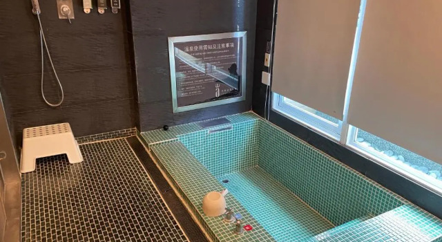 Двухместный номер Superior Jiaoxi Hot Spring Hotel