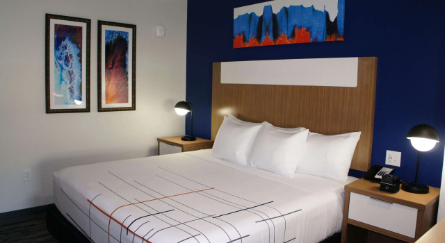 La Quinta Inn & Suites by Wyndham Katy, Book Hotel Hoteller i Katy med parkering, Parkering