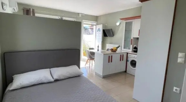 Aggeliki's Hideaway