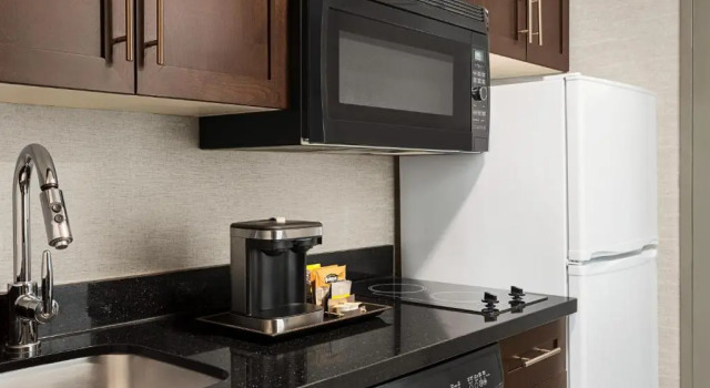 Люкс Doubletree By Hilton Pointe Claire Montreal Airport West