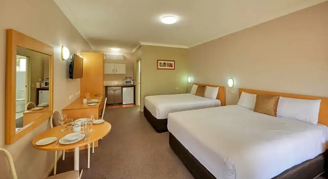 Номер Deluxe Country Gardens Motor Inn