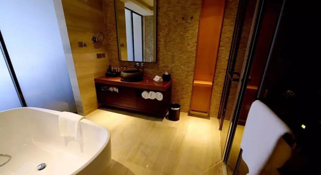 Двухместный клубный номер Premium HUALUXE Hotels & Resorts Yangjiang City Center by IHG