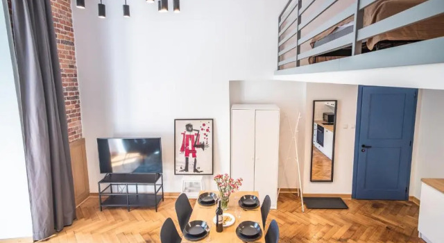 Апартаменты с балконом Tower Street Apartments by MB Apartments