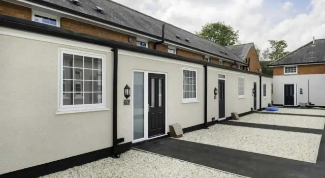 Modern 2bed Apartment-ground Floor-free Parking
