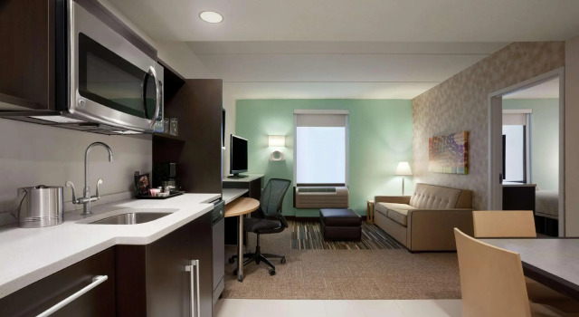 Двухместный люкс c 1 комнатой Home2 Suites by Hilton Philadelphia Convention Center