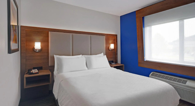 Номер Standard Holiday Inn Express Marshall by IHG
