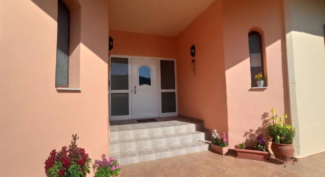 Апартаменты Happy Days Apartment