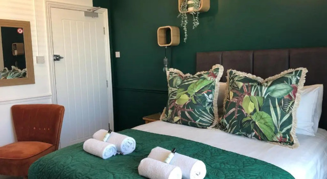 Двухместный номер Standard с видом на сад Cloves Boutique Bed & Breakfast