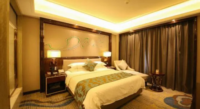 Люкс Superior Wuwei Business Hotel
