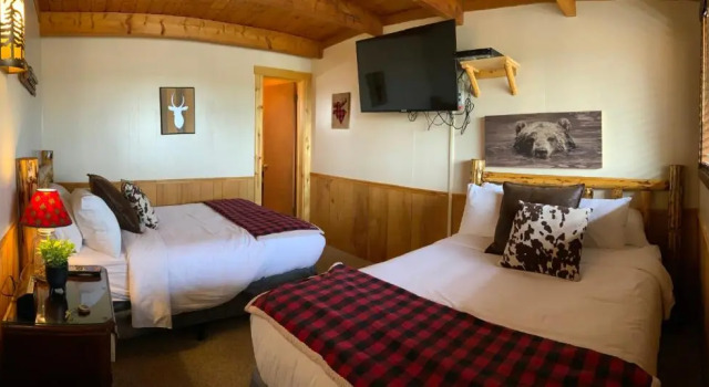 Номер Premier River Lodge