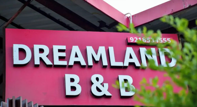 Dreamland I luxury I3Bhk IBonfire IMusic