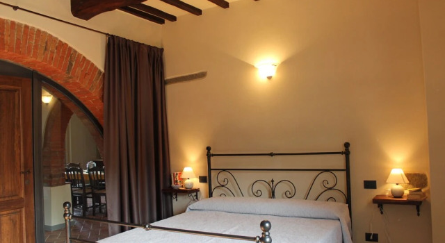 Семейные апартаменты с 3 комнатами Agriturismo Poggianto