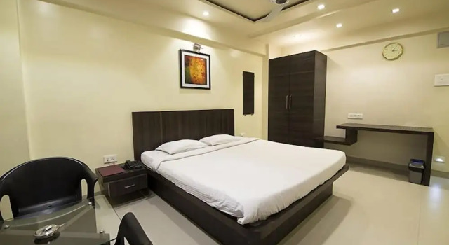 Hotel Suresh Inn