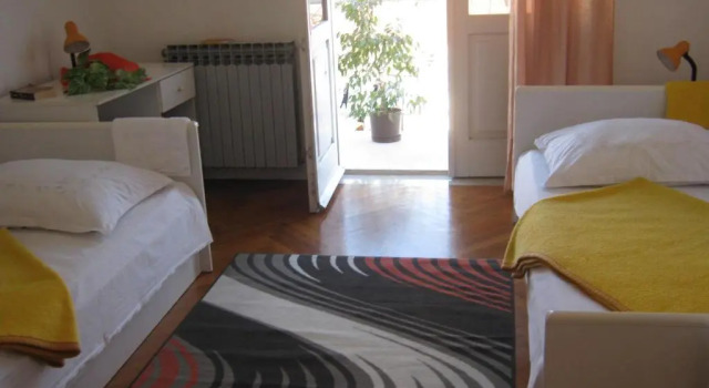 Apartments And Rooms Artemida