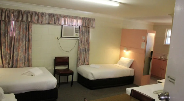Шестиместный семейный номер Standard Central Coast Motel