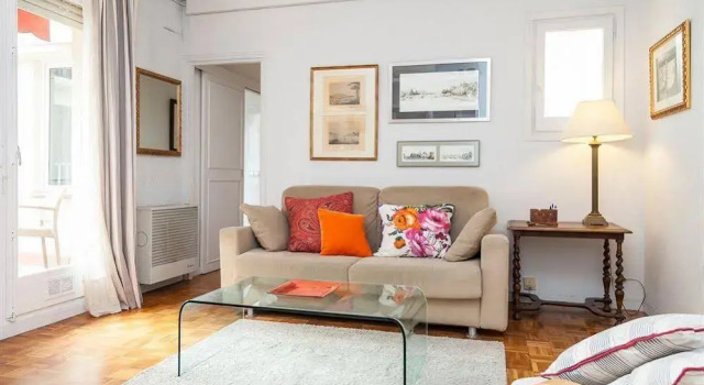 Gràcia area apartments - Bohemian area, Забронировать Апартаменты/квартира Грасиа Барселона, рядом с Jove Regina Theatre