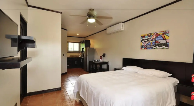 Номер Deluxe Coco Beach Hotel