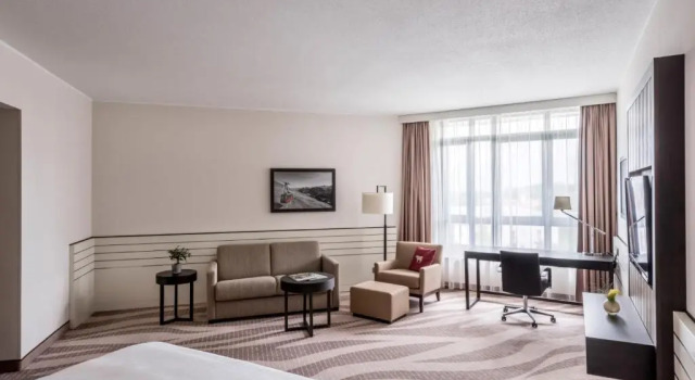 Двухместный семейный номер Standard Munich Airport Marriott Hotel