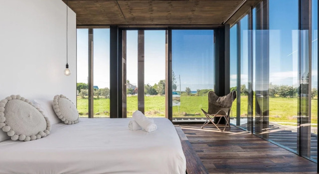 Your Luxury Escape - Beach Box
