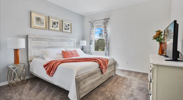 7 Bedrooms - 5 Bathrooms - Solterra 4035 Ol