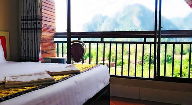 Трёхместный номер Standard с видом на горы Mountain View Riverside Boutique Hotel