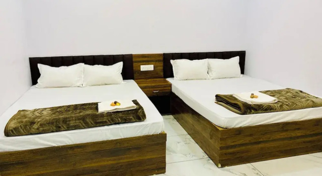 Hotel Laxmi palace & Restaurant, Забронировать Отель Отели и гостиницы Удджайна, рядом с Ujjain Kumbh Mela, Отель