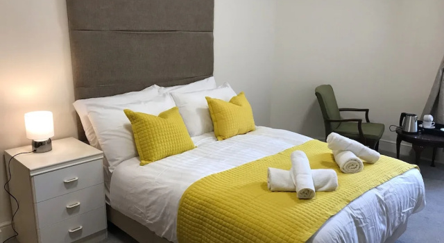 Четырёхместный номер Standard Pearl & Pebbles Eastbourne