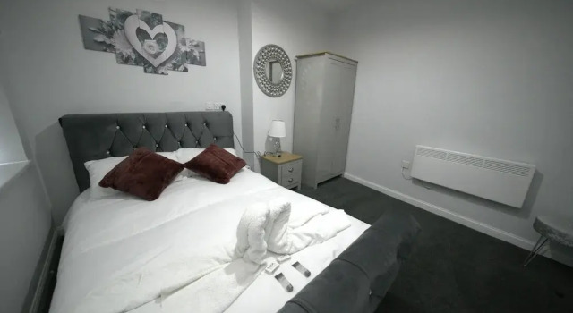 Telford Tranquility Apartment Flat 3 for 4 Guests, Varaa Huoneisto Asunnot kohteessa Merseyside, Huoneisto