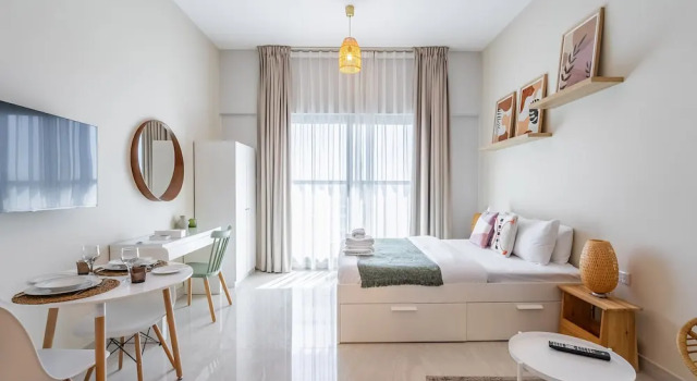 Студия Deluxe Charming Studio Escape With City View