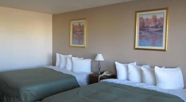 Sagebrush Inn Hotel, Забронировать Отель Бейкер штат Монтана