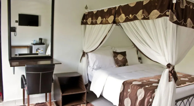 Luksusowy dwuosobowy pokój Hadassah Hotel