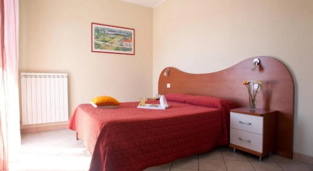 Трёхместный номер Standard Motta Residence Hotel