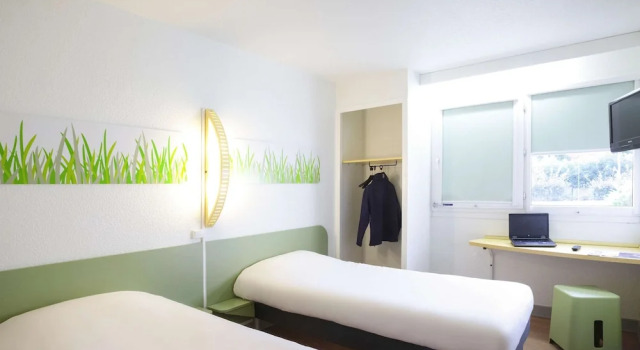 Четырёхместный номер Standard Ibis Budget Saint Christol Les Alès