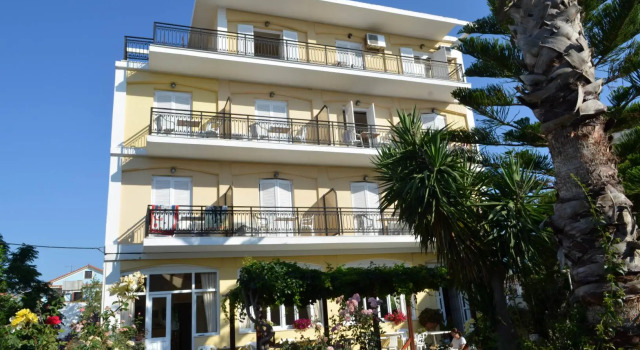 Hotel Niki, Buchen Sie Hotel Ireo Griechenland