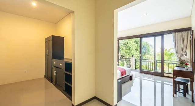 Вилла с 2 комнатами Mardika Private Villa