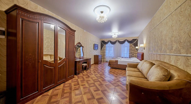 Люкс Меблированные Комнаты Реверанс