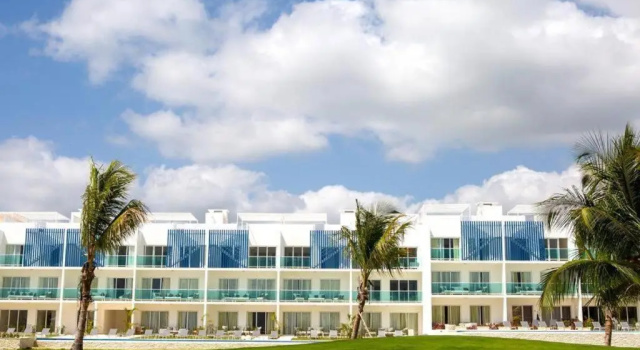 Апартаменты Free Golf Cart And Pool Front Condo at Cana Rock
