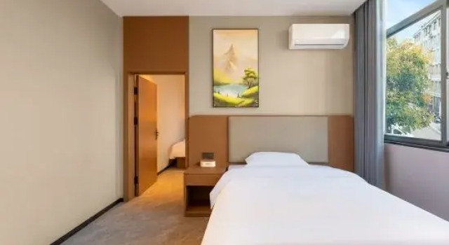 Люкс Luoyang Yueji Hotel
