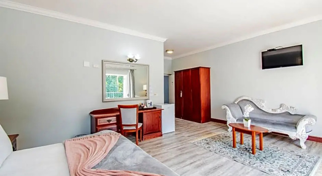 Двухместный номер Standard с балконом Emakhosini Boutique Hotel