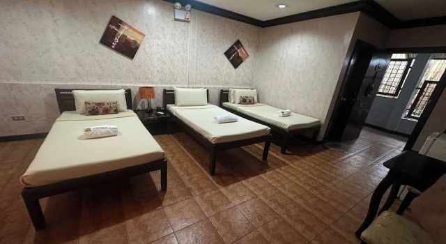 Трёхместный номер Standard с балконом D'Japanese Tunnel Family Resort