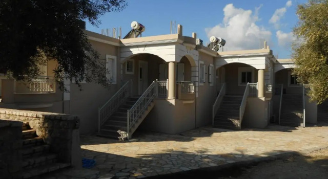 Kanellos luxury apartments, Book Apartment Hotels in Central Greece with Parking, Parking