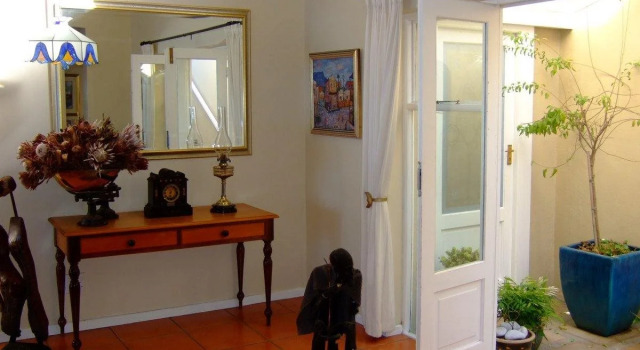 Moonglow Guesthouse, Boek Pension Glencairn Simon Town