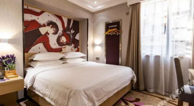 V9 Holiday Inn (Wuhan Wansongyuan Food Street), Prenota Hotel Hotel a Hubei con parcheggio, Parcheggio